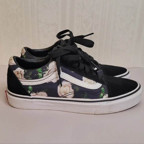 Vans Old Skool Sneakers In Romantic Floral Size 7.5 - Picture 2 of 9